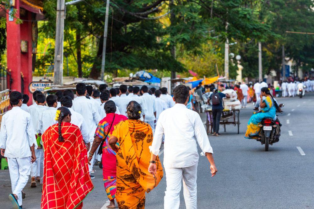 India crowds